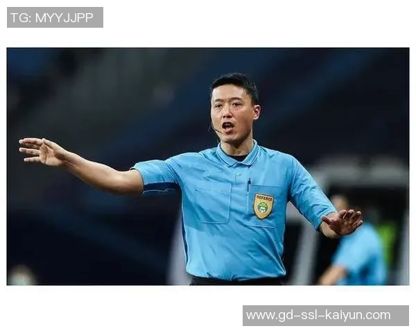 CBA官方公布新赛季裁判与技术代表团队,六名裁判成为专职力量,引领联赛迈向新高度 CBA官方公布新赛季裁判与技术代表团队,六名裁判成为专职力量,引领联赛迈向新高度