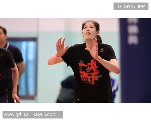 四川男篮再启新篇章！拉夫维琴蒂奇接棒，开启球队崭新时代