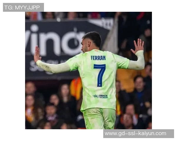 巴萨客战塞尔塔:亚马尔领衔,莱万、拉什福德出战,豪华阵容火力全开 巴萨客战塞尔塔:亚马尔领衔,莱万、拉什福德出战,豪华阵容火力全开